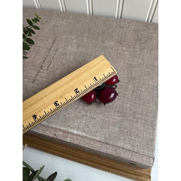 Magenta Cabochon Brooch Vintage Lucite Pendant Medieval Renaissance - Picture 7 of 7